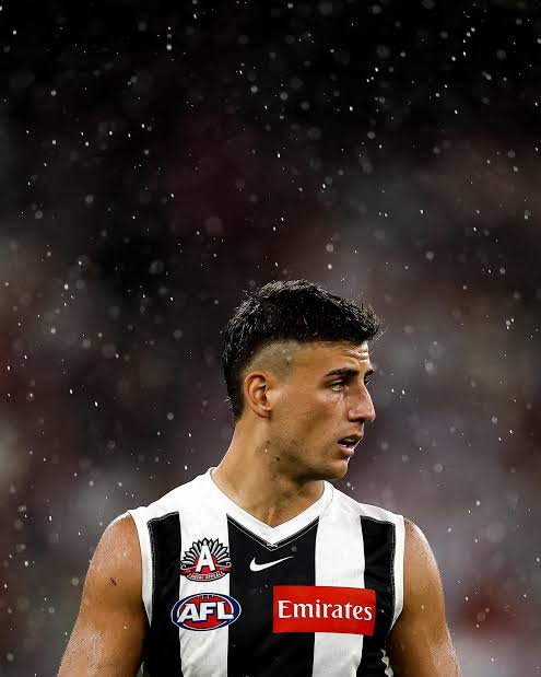 “$1.6 Million Can’t Buy Calm”: AFL Insider Warns Collingwood’s Nick Daicos Amid Soaring Fame and Mounting Expectations…